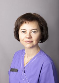 Главная акушерка Буценко Элла Владимировна